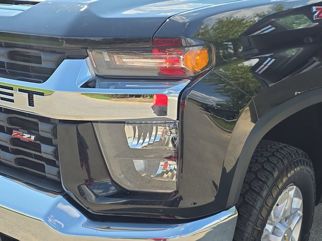 Used 2021 Mosaic Black Metallic Chevrolet LT image 30