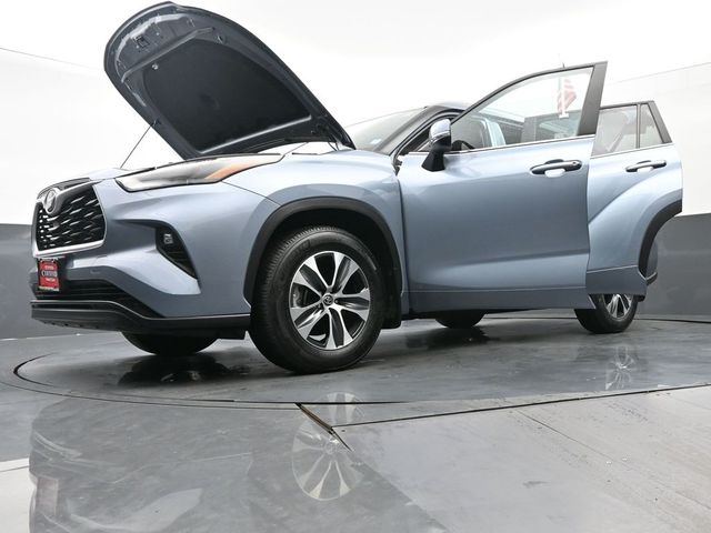 2023 Toyota Highlander XLE 53