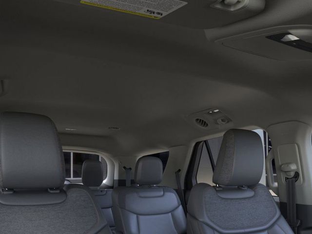 2025 Ford Explorer Active:L167191