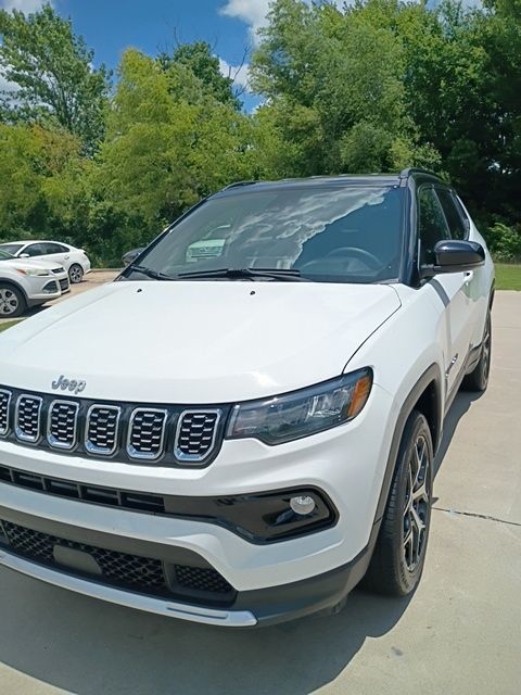 Bright White Clearcoat 2025 Jeep Compass Limited 4WD SUV / Crossover Four-Wheel Drive 8-Speed Automatic