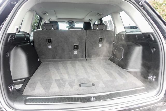 used 2022 Jeep Grand Cherokee car, priced at $23,900