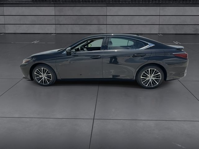 Used 2025 Lexus ES Sedan
