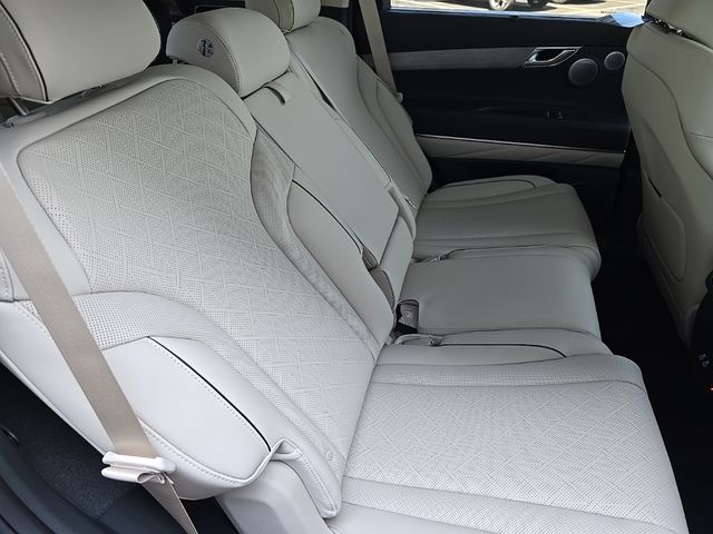 Thumbnail: 2026 Genesis GV80 - 27