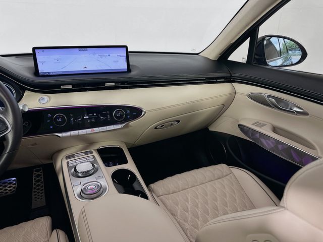 Thumbnail: 2022 Genesis GV70 - 25