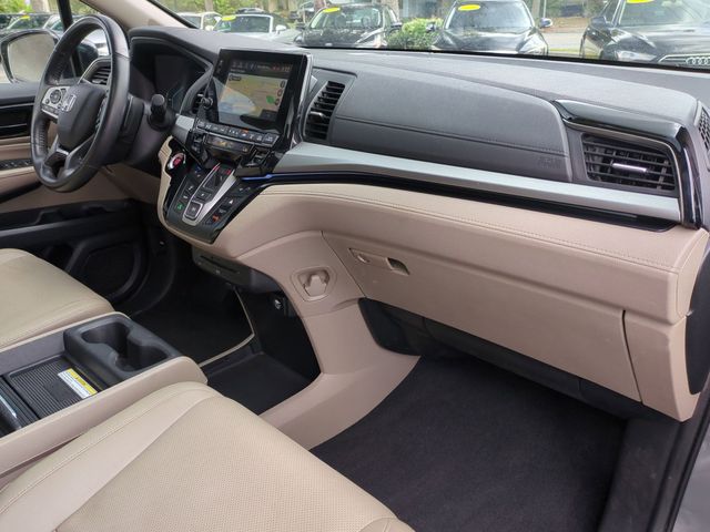 Used 2018 Honda Odyssey Elite 4D Passenger Van
