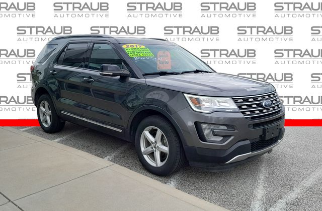 2017 Ford Explorer XLT 4WD's photo
