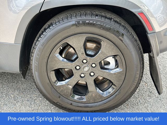 Used 2020 Eiger Grey Land Rover HSE image 14