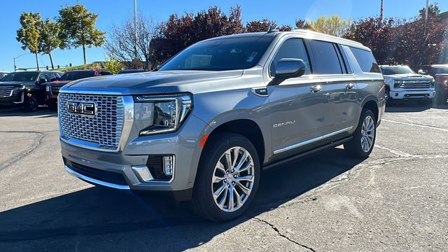 2024 GMC Yukon XL Denali 8