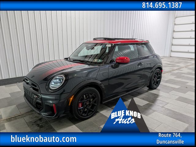 Gray Metallic 2025 MINI Cooper Hatchback Front-Wheel Drive 7-Speed Automatic