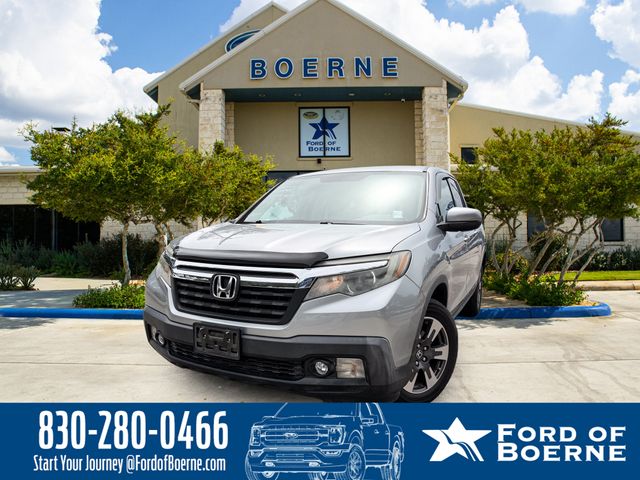 Silver 2017 Honda Ridgeline Pickup Truck Front-Wheel Drive 6-Speed Automatic