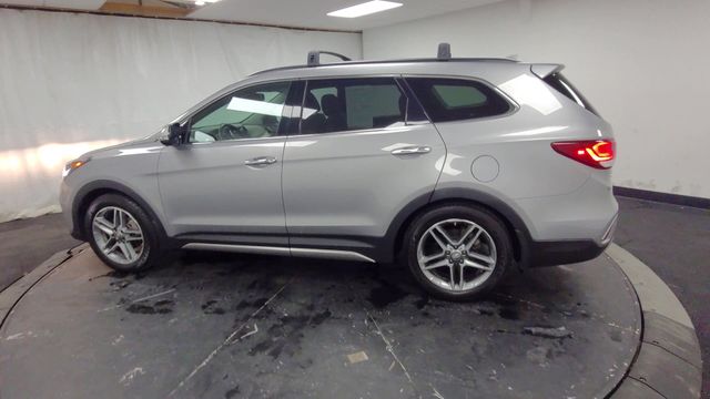 2017 – Hyundai – Santa Fe