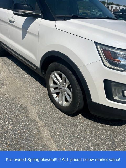 Used 2017 White Ford XLT image 18