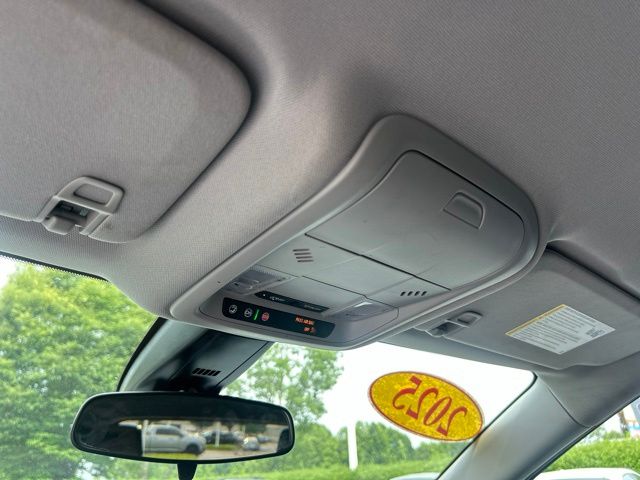 2025 Chevrolet Blazer 2LT - Photo 29