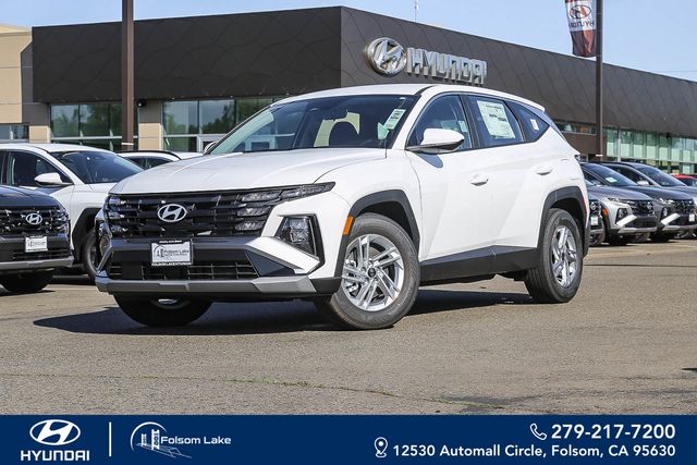 White Pearl 2026 Hyundai Tucson SE FWD SUV / Crossover Front-Wheel Drive 8-Speed Automatic