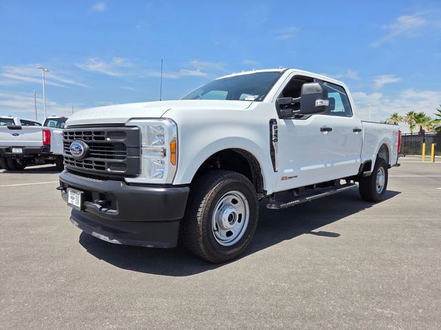 New 2026 Ford Super Duty F-350 XL 4D Crew Cab