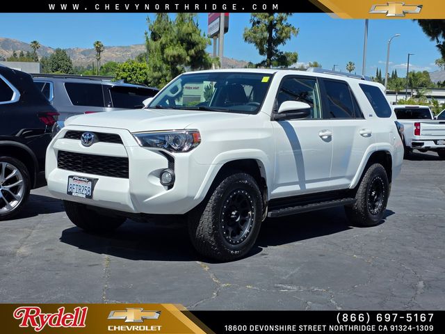 Super White 2018 Toyota 4Runner SR5 4WD SUV / Crossover Four-Wheel Drive 5-Speed Automatic Overdrive