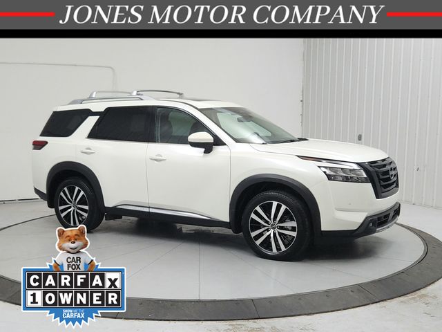 Pearl White 2024 Nissan Pathfinder Platinum FWD SUV / Crossover Front-Wheel Drive 9-Speed Automatic