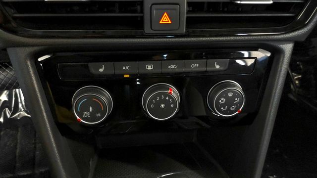 2023 Volkswagen Taos