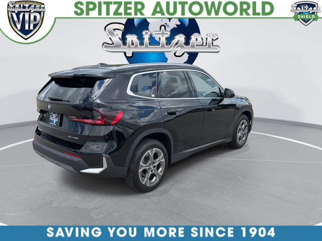 Used 2023 Black BMW xDrive28i image 9