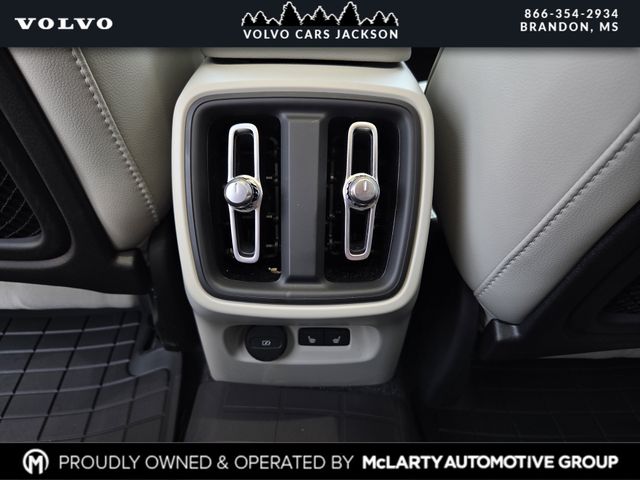 Used 2026 Volvo XC40 SUV