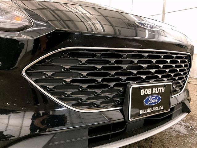 2022 Ford Escape SE Black at Luther Ford