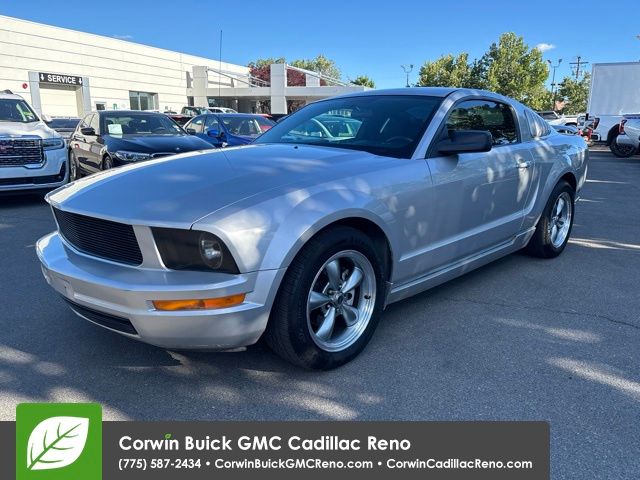 Satin Silver Clearcoat Metallic 2006 Ford Mustang Coupe  5-Speed Automatic Overdrive