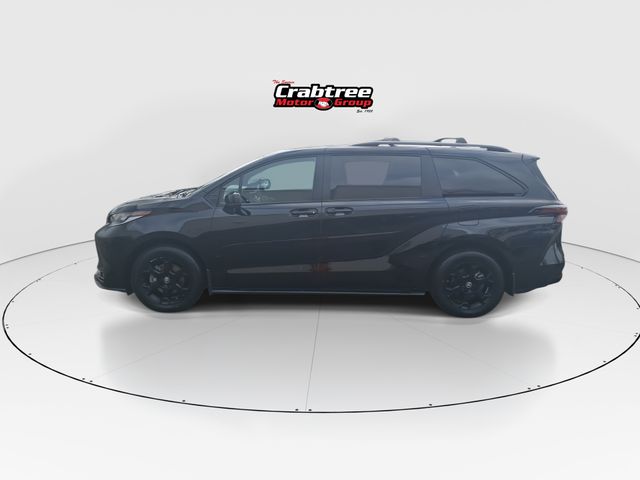Used 2025 Toyota Sienna Van