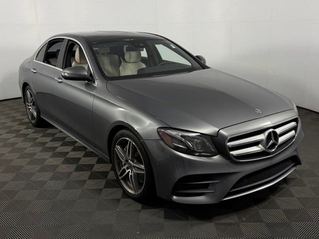 2018 Mercedes-Benz E-Class E400 4MATIC's photo