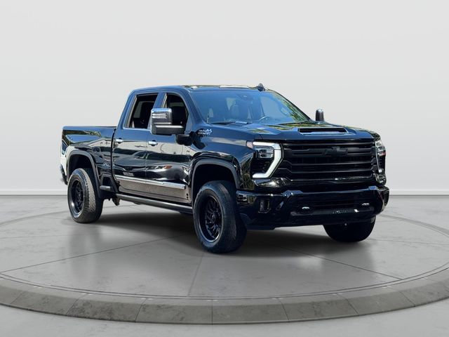 2024 Chevrolet Silverado HD High Country 4WD Crew Cab Standard Box's photo
