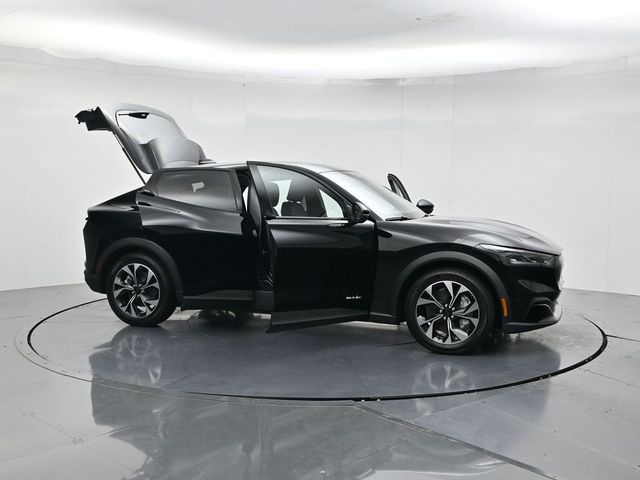 New 2026 Black Ford Select image 48