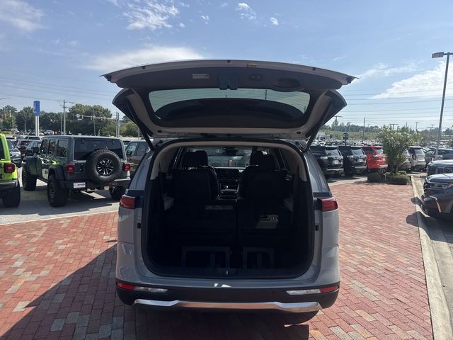Used 2024 Kia Carnival Van