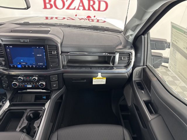 2025 Agate Black Metallic Ford Super Duty F-250 SRW Lariat 4X4 Truck