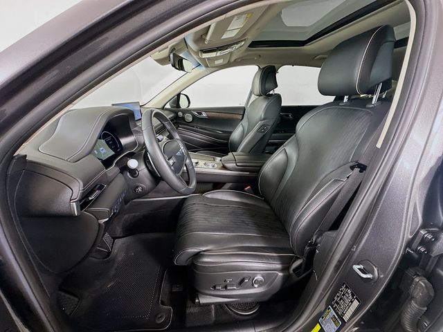 Thumbnail: 2023 Genesis GV80 - 21