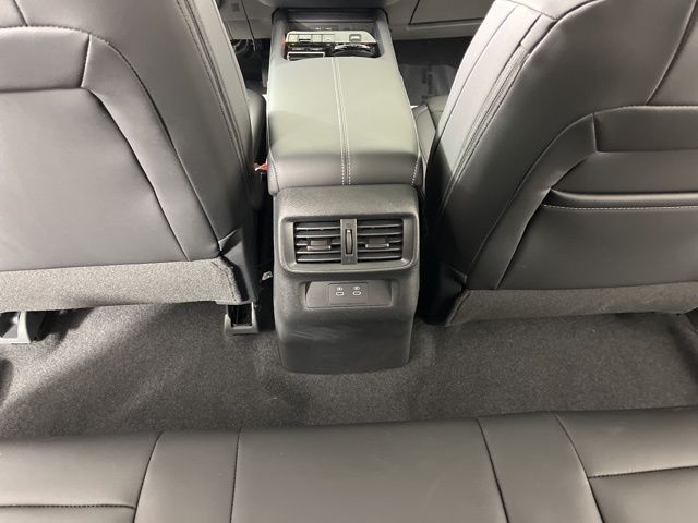 2025 Everest White Pearl Tricoat Nissan Murano SL AWD SUV