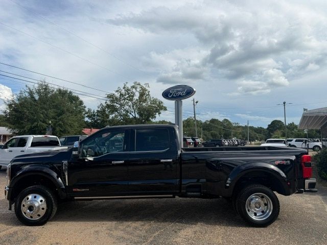 2026 Ford F-450 Super Duty King Ranch Crew Cab LB DRW 4WD