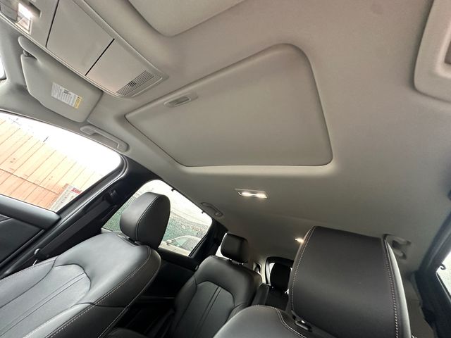 Used 2024 Blue Mazda Preferred image 23