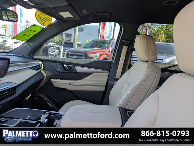 used 2025 Buick Enclave car, priced at $39,195