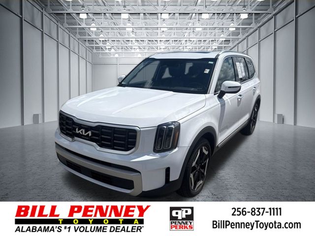 White Pearl 2024 Kia Telluride SUV / Crossover All-Wheel Drive 8-Speed Automatic