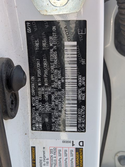 2019 Toyota 4Runner - Image 29