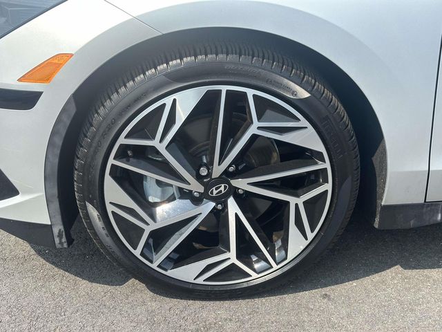 Used 2024 Hyundai IONIQ 6 Sedan