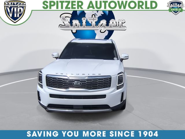 Used 2021 White Kia S image 3
