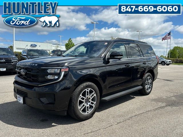 Black Metallic 2025 Ford Expedition Active 4WD SUV / Crossover Four-Wheel Drive Automatic