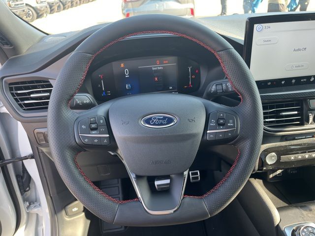 2024 Ford Escape ST-Line 26