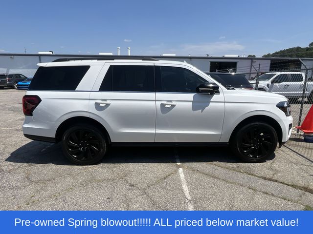Used 2022 White Ford Limited image 4