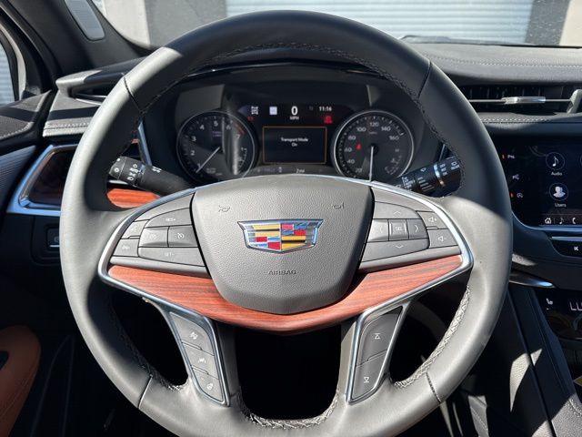 2025 Cadillac XT5 Premium Luxury 3