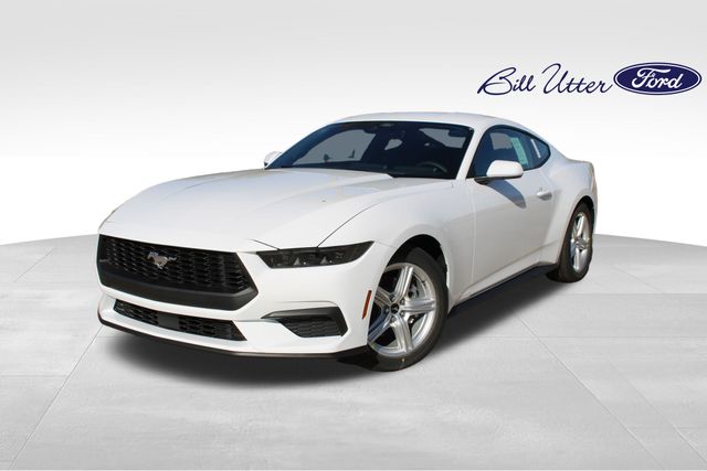 Oxford White 2026 Ford Mustang Coupe Rear-Wheel Drive Automatic