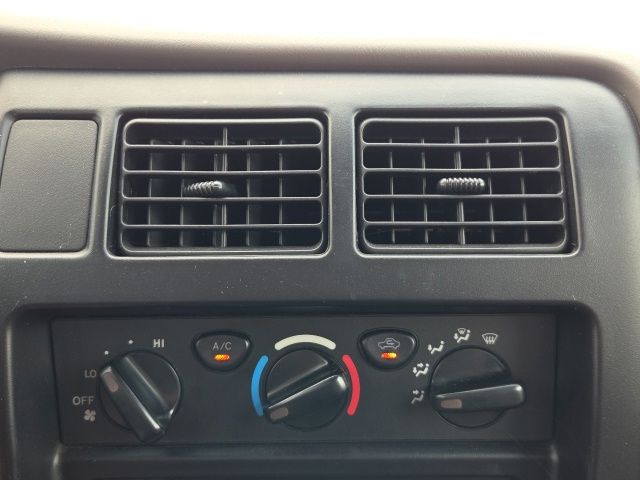 Used 2004 Toyota Tacoma Truck