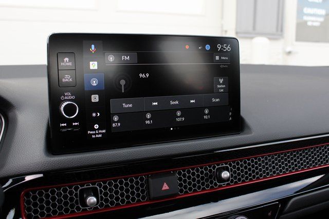 Used 2025 White Honda Base image 15