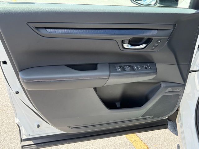 used 2025 Honda CR-V Hybrid car, priced at $36,995