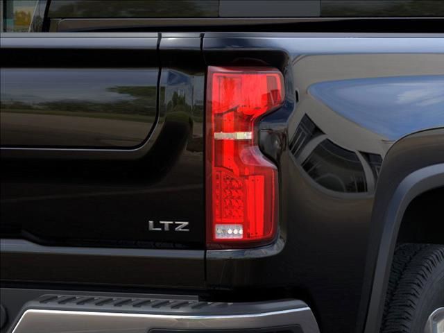 2025 Chevrolet Silverado 2500HD LTZ 11